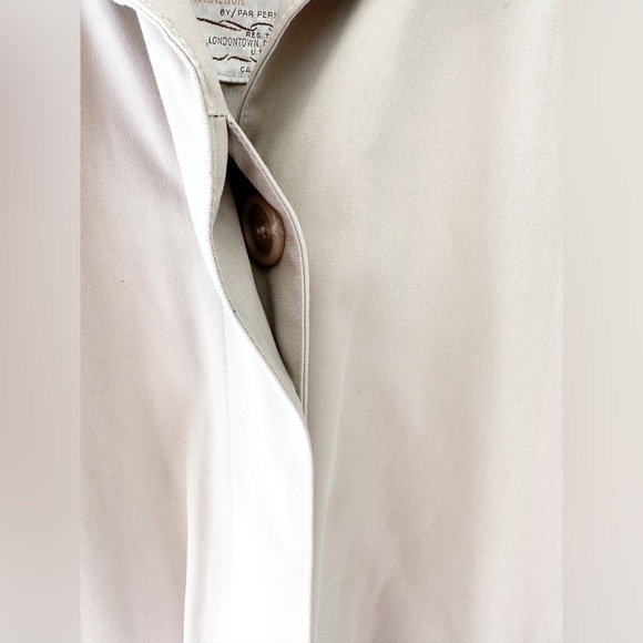 Vintage - Lodon Fog Maincoats - Belted Trench Coat - Tan Size: 10p - Picture 11 of 11